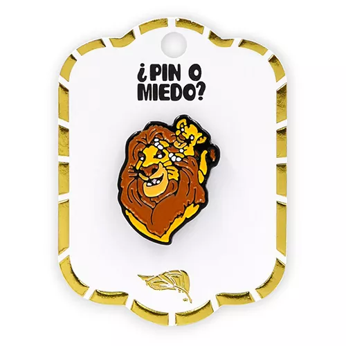 Pin metálico El rey león