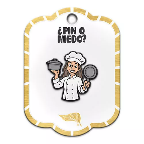 Pin metálico cocinera