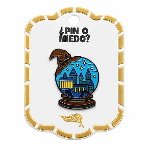 Pin metálico El castillo de Hogwarts
