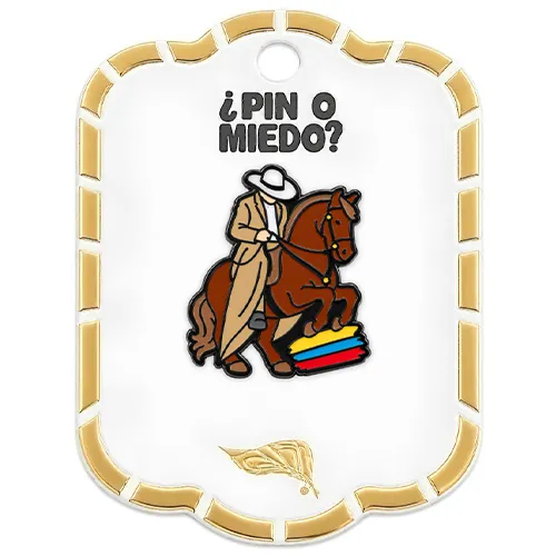 Pin Metálico Jinete Colombiano